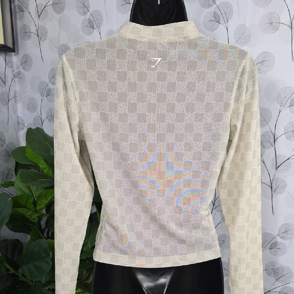 Gymshark Monogram Mesh Top - Picture 5 of 7